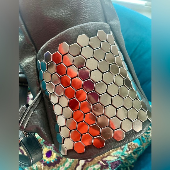 Black Vegan Leather MMS Convertible Bag - Picture 5 of 6